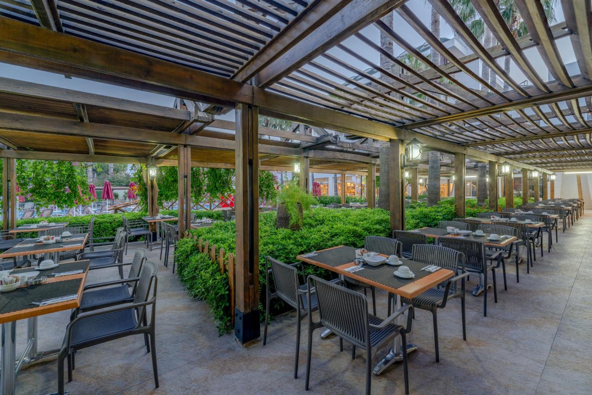 Trendy Palm Beach Adults Only Side Exterior foto