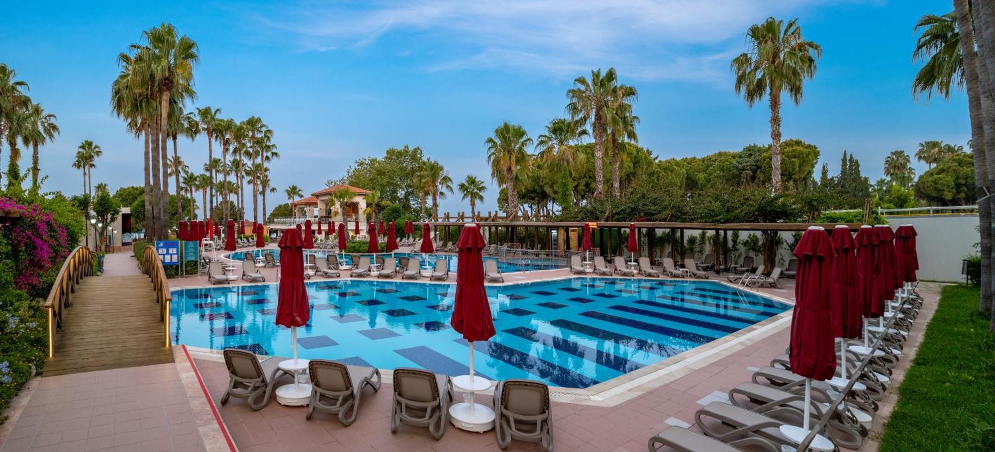 Trendy Palm Beach Adults Only Side Exterior foto